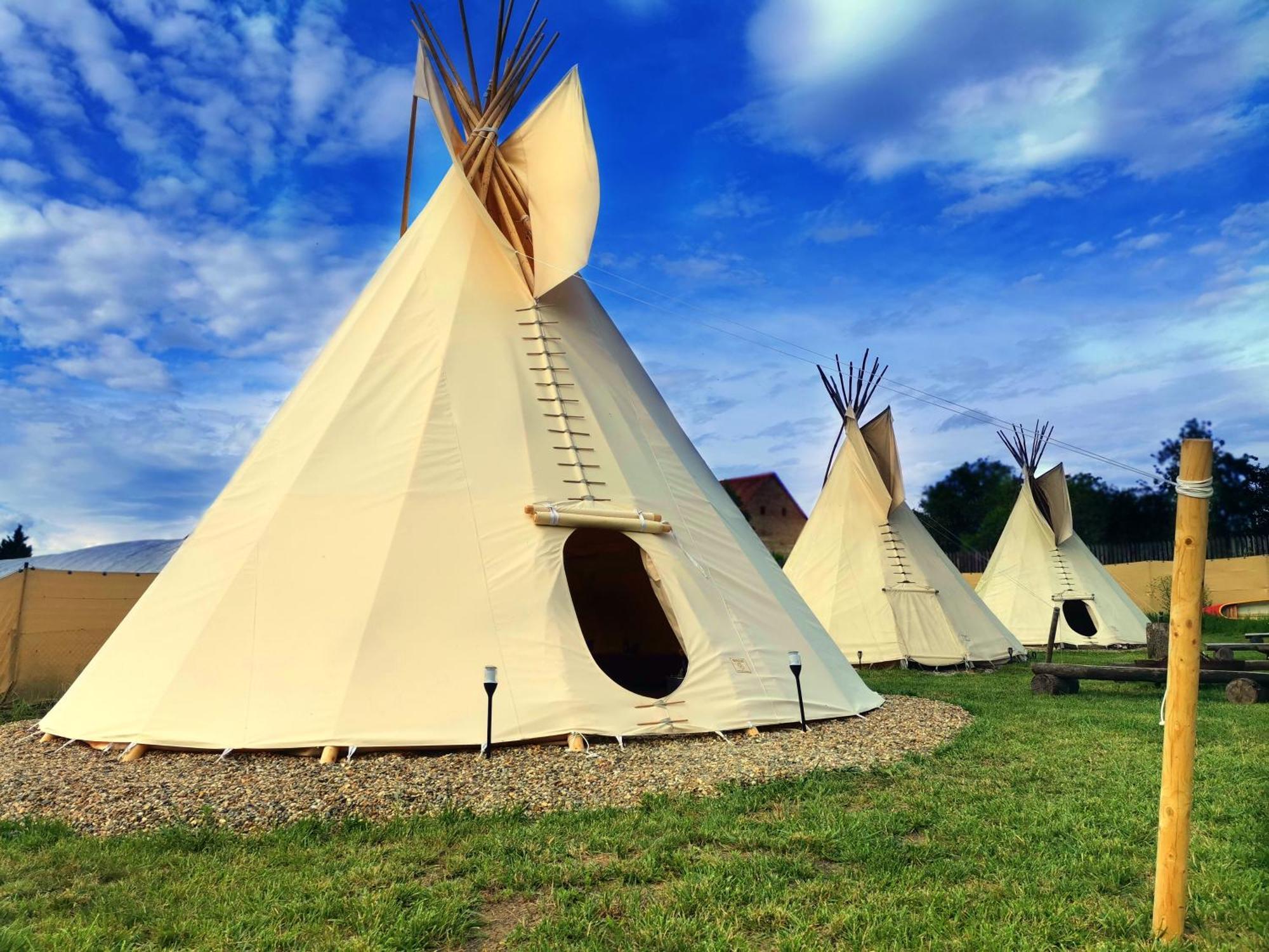 Hotel Teepee Camp Lounky Chodouny Exteriér fotografie