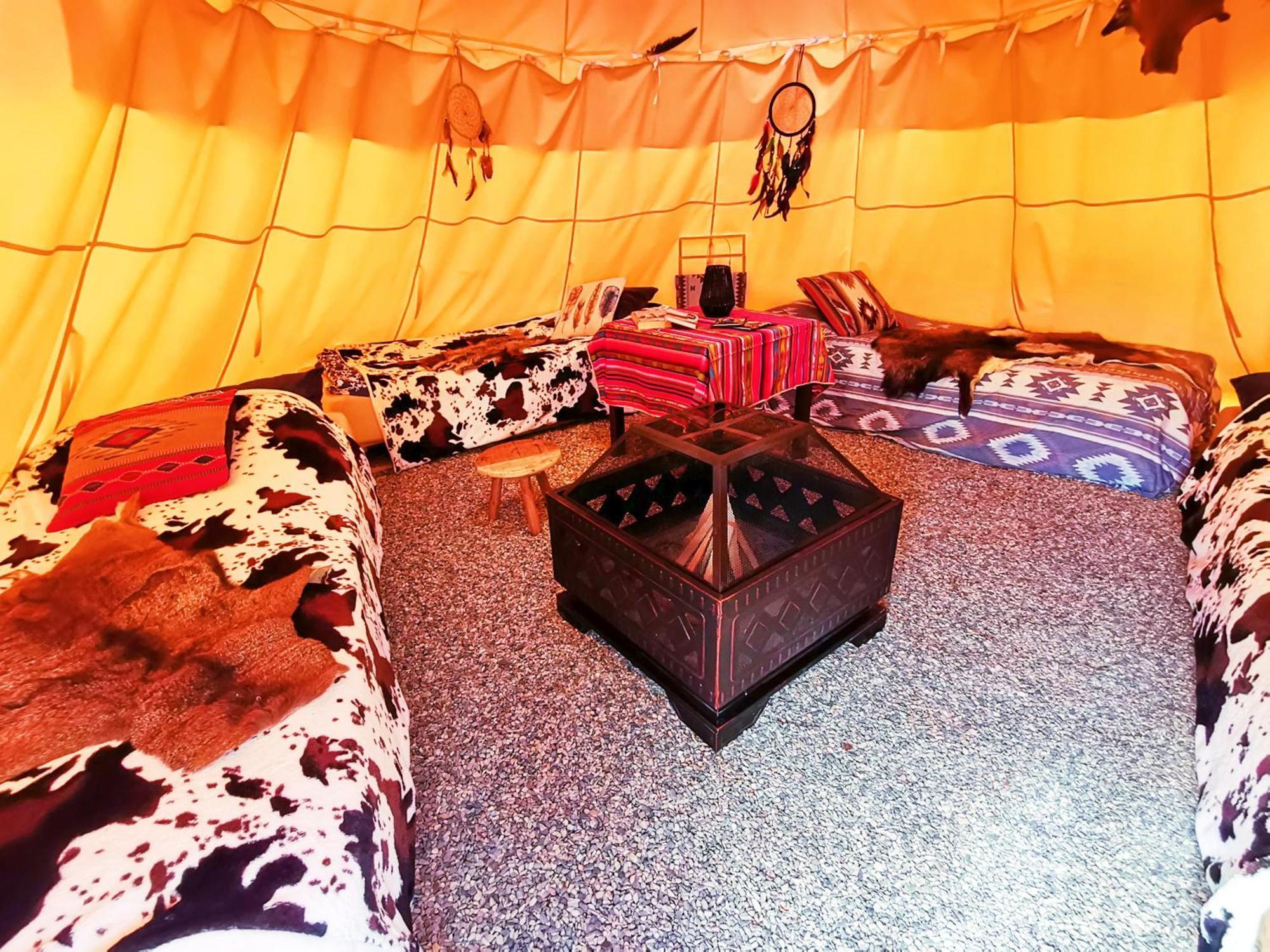 Hotel Teepee Camp Lounky Chodouny Exteriér fotografie